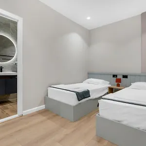 The Nook Centre En , Berat Albanie